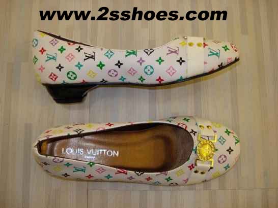 wholesale brand name shoes