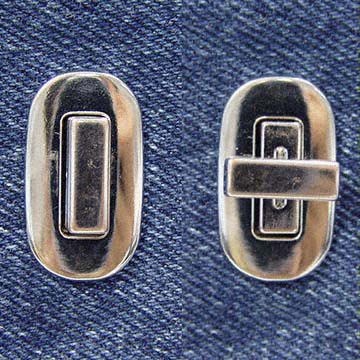 Natural-material buttons