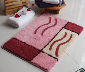 Polyester bath mats