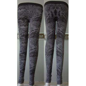 Contrast spotted legging