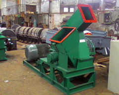 wood chipping machine