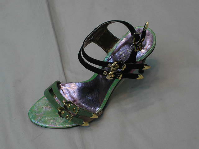 ladies' shoes 