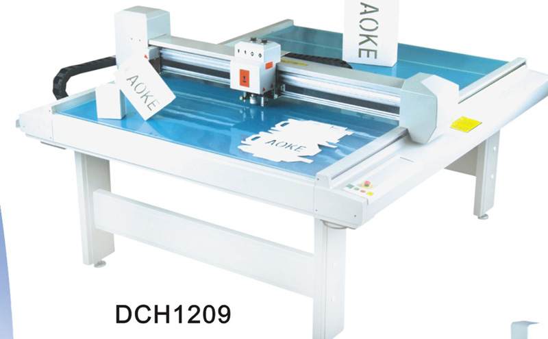 DCH1209 sample maker cutter plotter carton cardboard paper box packaging printing pre press cutting machine