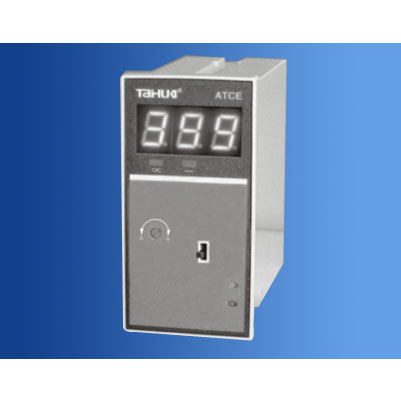 Compact Temperature Controller