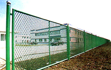 wire mesh fence