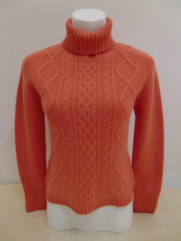 Lady's Turtle Neck Cable Cashmere Sweater