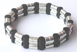 Magnetic therapy bracelet