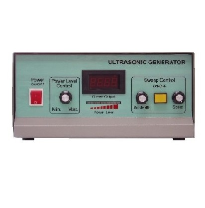 Ultrasonic generator