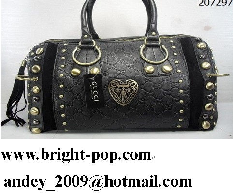 prada bags manufacturers