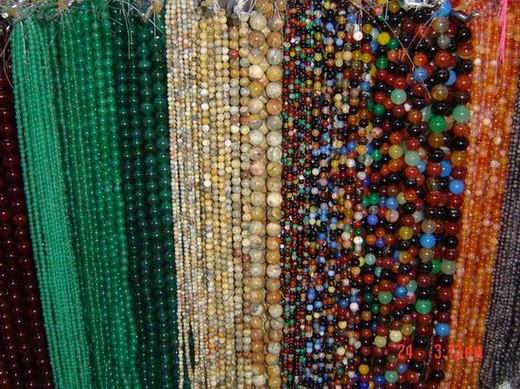 offer various semi-precious beads ,etc