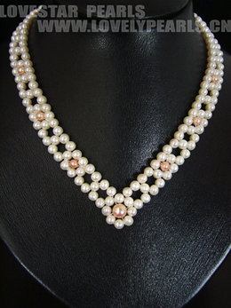 pearl necklace