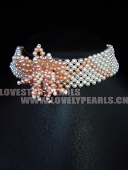 pearl necklace