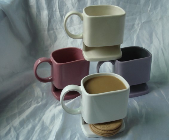 Ceramic biscuit mug