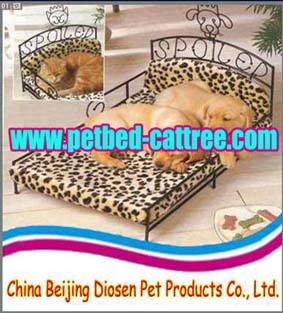 WWW.PETBED-CATTREE.COM Cat tree,Wrought iron dog bed,boat car dog pet bed,pet furniture,pet product,pet supplies,pet dog pen manufacturer