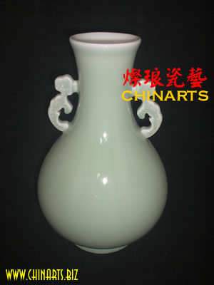 Porcelain Antique Green Glaze Vase