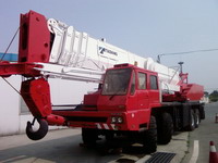 Tadano 80T truck crane 