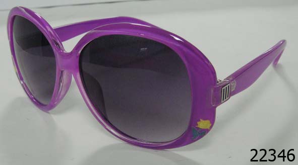 Plastic Fashion Sunglasses