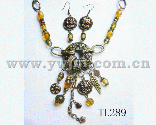 fashion alloy czech stone and enamel necklace set