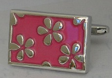 Flower shaped cufflink