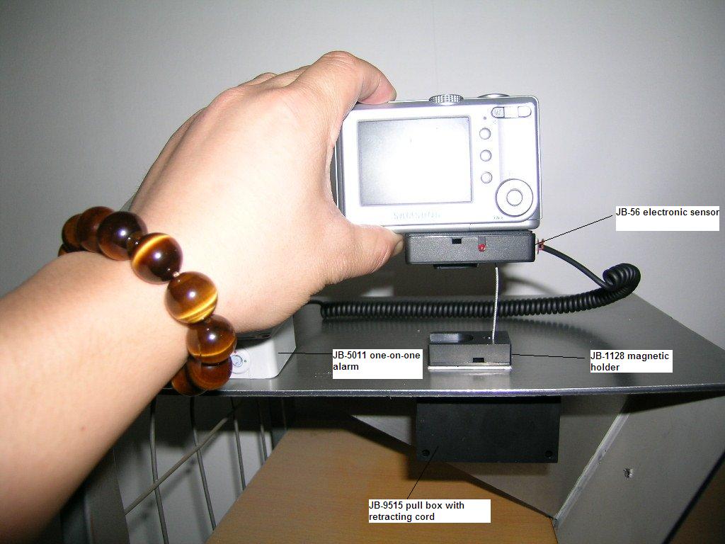 electronic sensor for camera display 