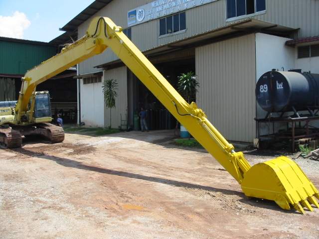 KOMATSU PC300-6 