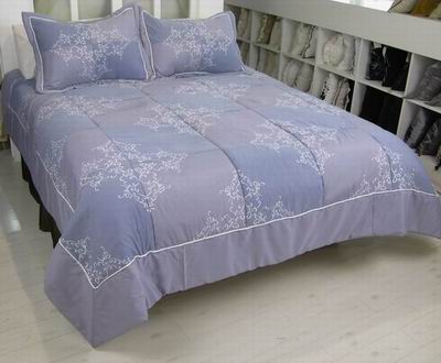 embroidery cotton/polyester comforter_bed linen