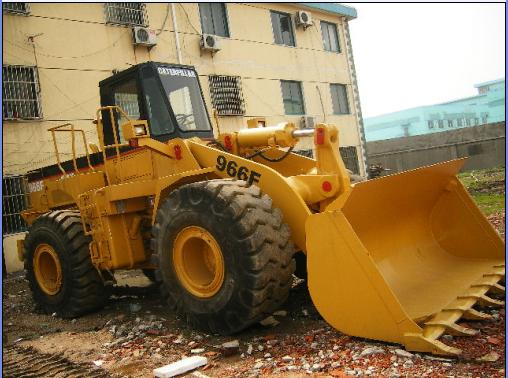 used carterpillar 966F loader