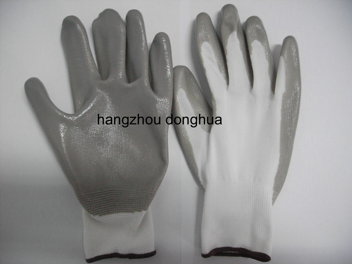 nitrile coated nylon gloves