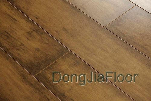 12.3 mm laminate flooring - French bleed