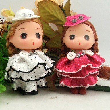 key chain dolls