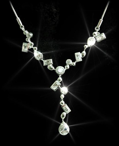 Dazzling Diva Necklace