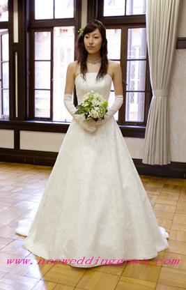 Wedding Gown (D69)