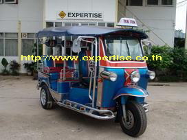 tuk tuk 3 passengers vehicle