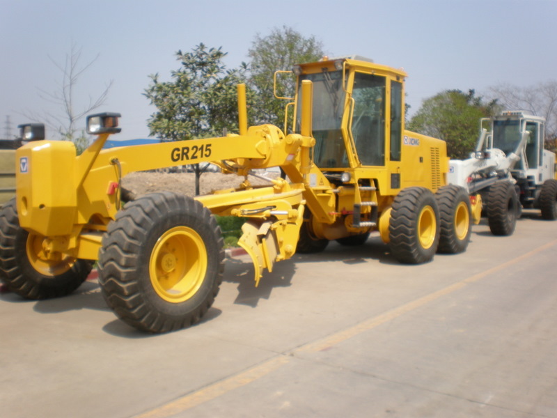 MOTOR GRADER