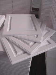 PVC faced kitchen cabinet door-white