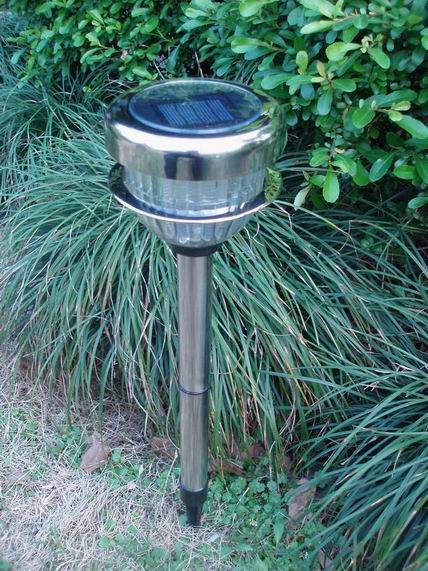 solar garden lights