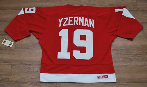 #19 YZERMAN red Detroit Red Wings CCM ice hockey jersey