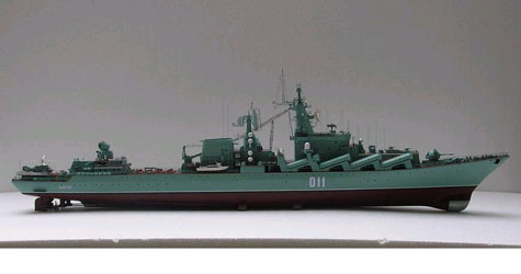 1:144 scale RC ship - Russian  Moskva