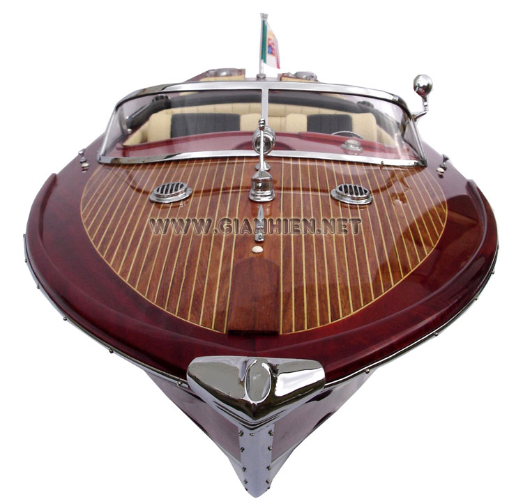 SPECIAL RIVA AQUARAMA