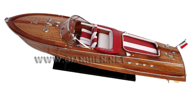 Super Riva Aquarama Wood