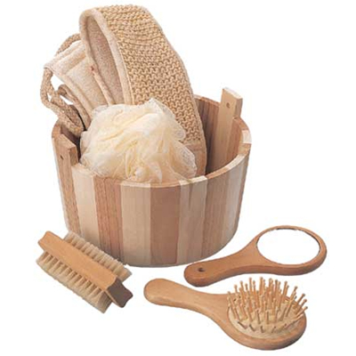 Wood Bucket Bath Set