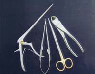 Medical surgical apparatus pliers or pincers 