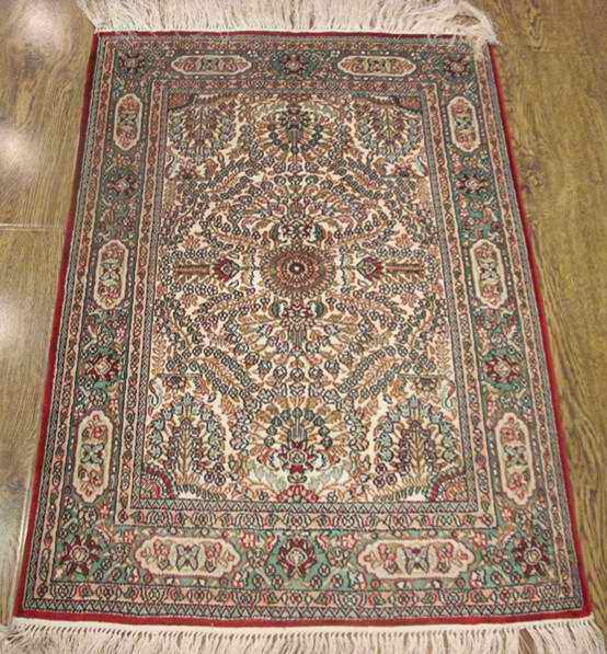 hand silk carpet