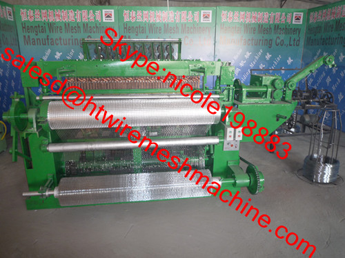 Heavy full automatic welded wire mesh machine