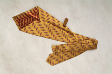 seven fold silk necktie