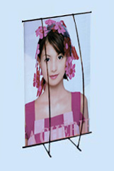 L banner stand