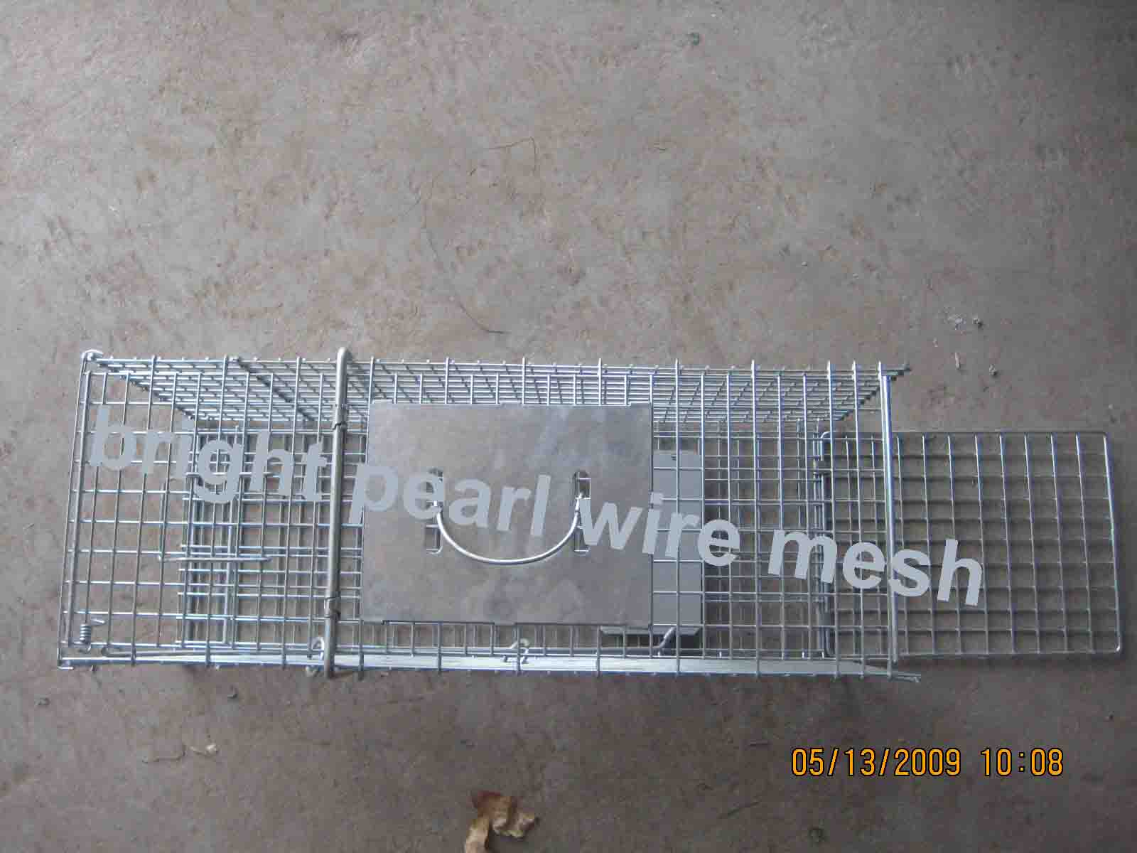 animal box traps = wire mesh traps