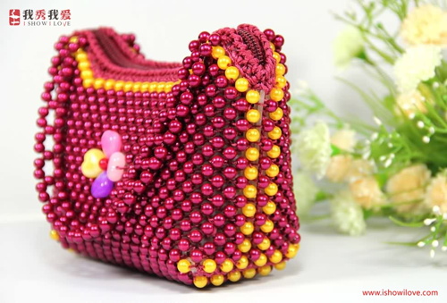  Beaded Woven Handbag