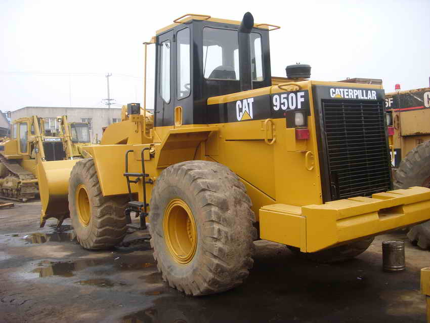 CAT 950F