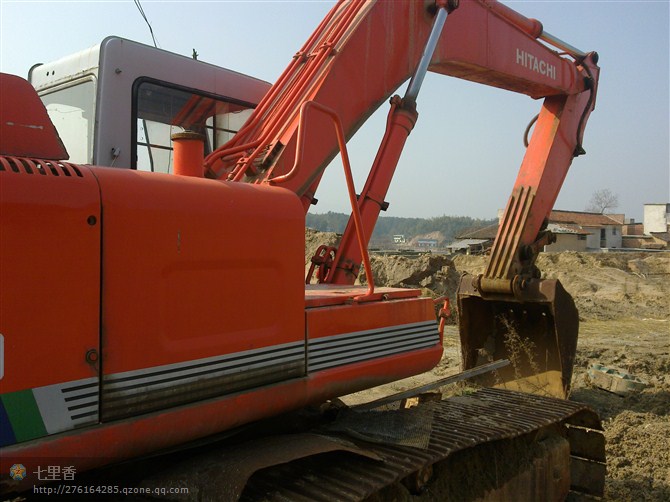 HITACHI EX200-1